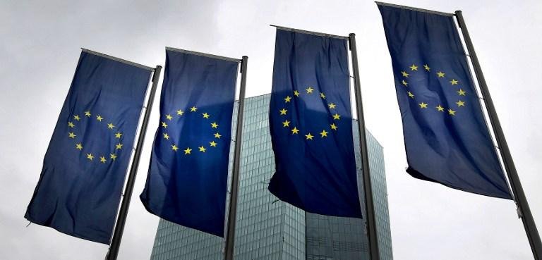 FMI anuncia que Gr&eacute;cia saiu do default