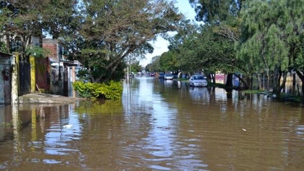 Mais de 3 mil foram afetados e 150 tiveram de recorrer a abrigos municipais
