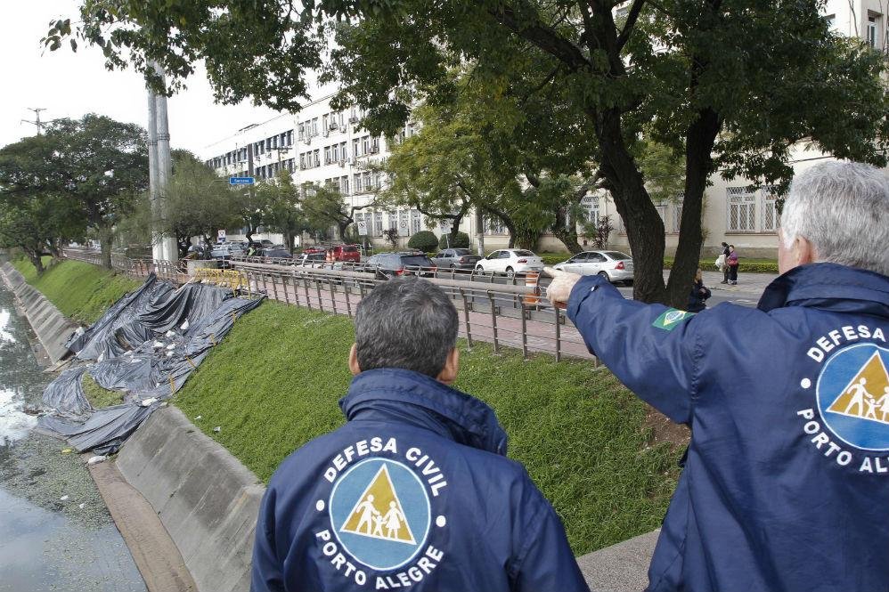 Prefeito Jos&eacute; Fortunati vistoriou &aacute;reas afetadas pelas chuvas