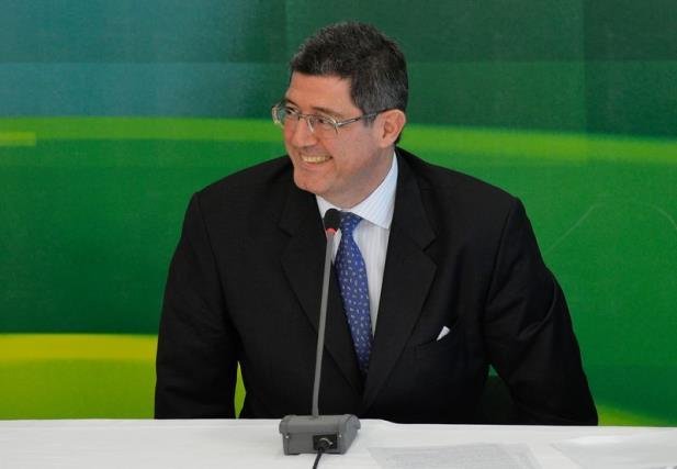 Joaquim Levy avalia que turbul&ecirc;ncia no c&acirc;mbio &eacute; passageira