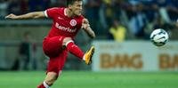 Clubes não atingiram valor exigido pelo Inter para liberar Aránguiz