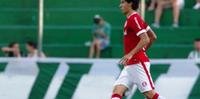 Rodrigo Dourado admitiu que meio de campo ficou vulnerável em parte do jogo contra a Ponte Preta
