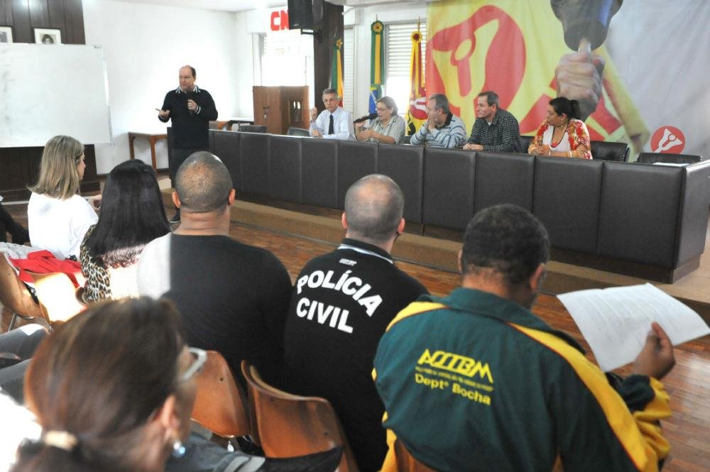 Governo consultou sobre ajuda da For&ccedil;a Nacional em caso de greve da seguran&ccedil;a