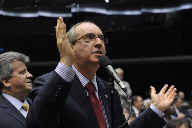 Cunha nega interfer&ecirc;ncia em decis&otilde;es da CPI da Petrobras