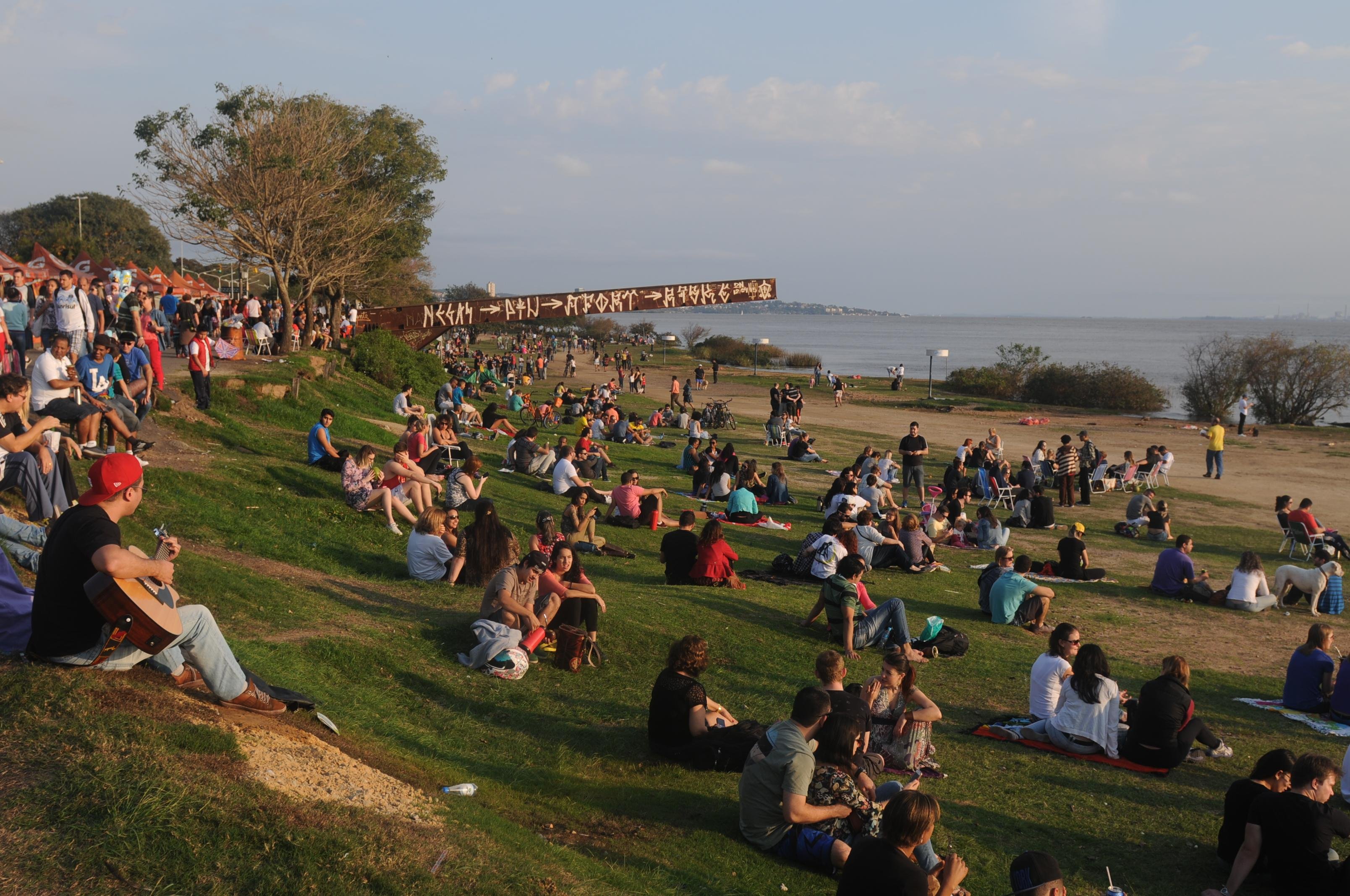 Tempo segue agrad&aacute;vel, com m&iacute;nimas de 12&deg;C e m&aacute;ximas de 30&deg;C no Estado