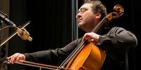 Romain Garioud é um dos principais violoncelistas da atualidade