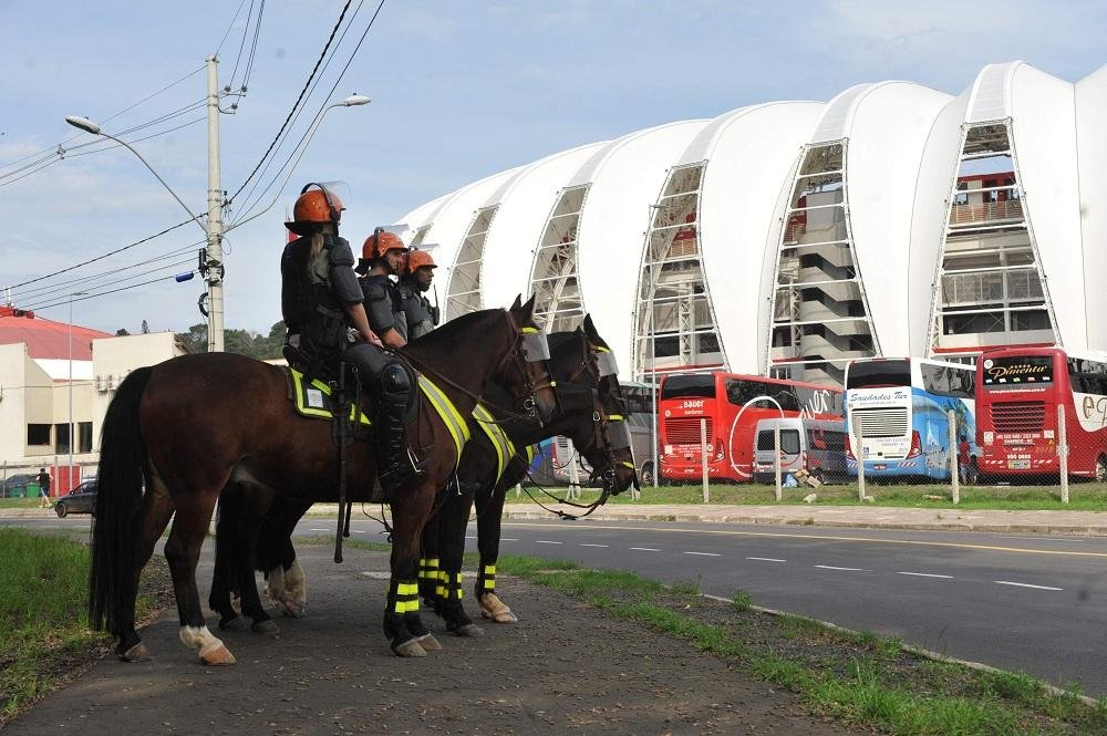 Protesto afetou chegada do policiamento no Beira-Rio