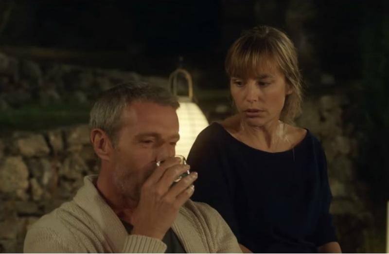 Filme exibido na estreia da promo&ccedil;&atilde;o &eacute; Sobre Amigos, Amor e Vinho