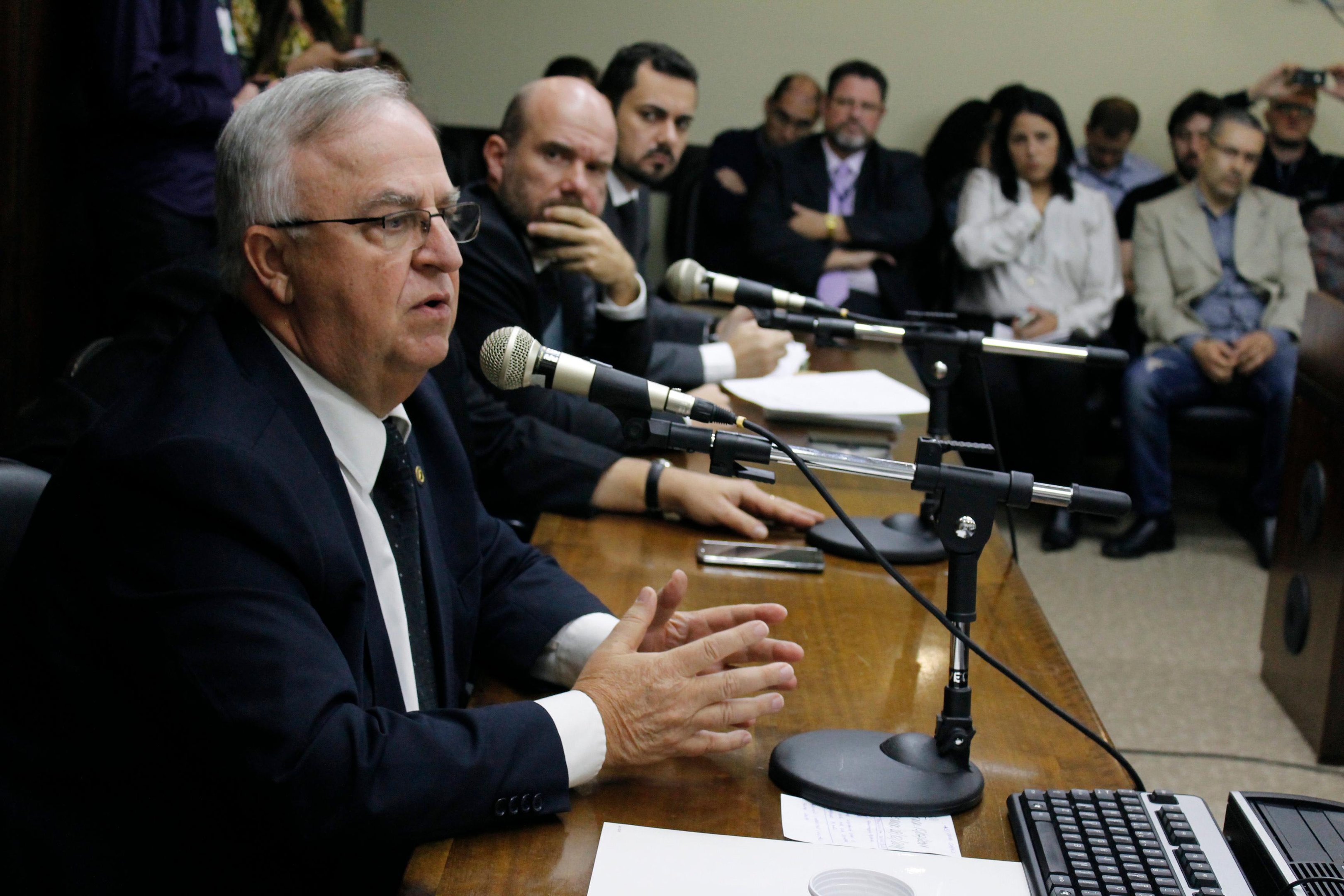Deputado do PDT &eacute; acusado pelo ex-chefe de gabinete de recolher parte do sal&aacute;rio de funcion&aacute;rios