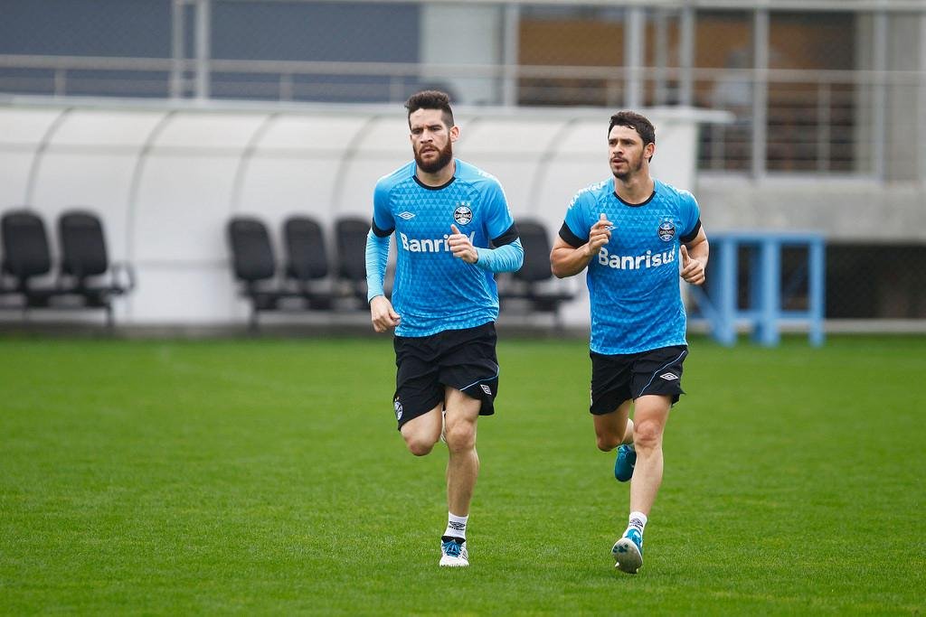 Marcelo Oliveira e Giuliano apenas correram ao redor dos gramados do CT