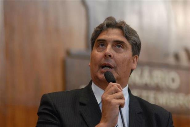 Secret&aacute;rio da Fazenda pediu bom senso aos servidores e reafirmou o respeito as mobiliza&ccedil;&otilde;es