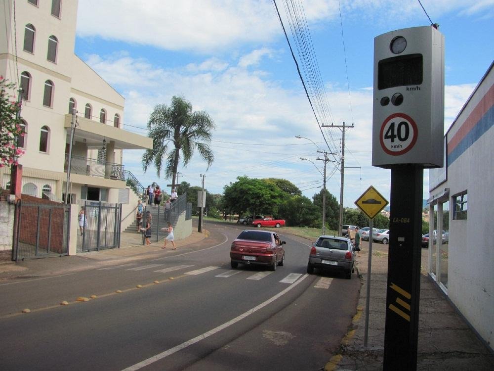Quase 90 lombadas eletr&ocirc;nicas ser&atilde;o instaladas no interior