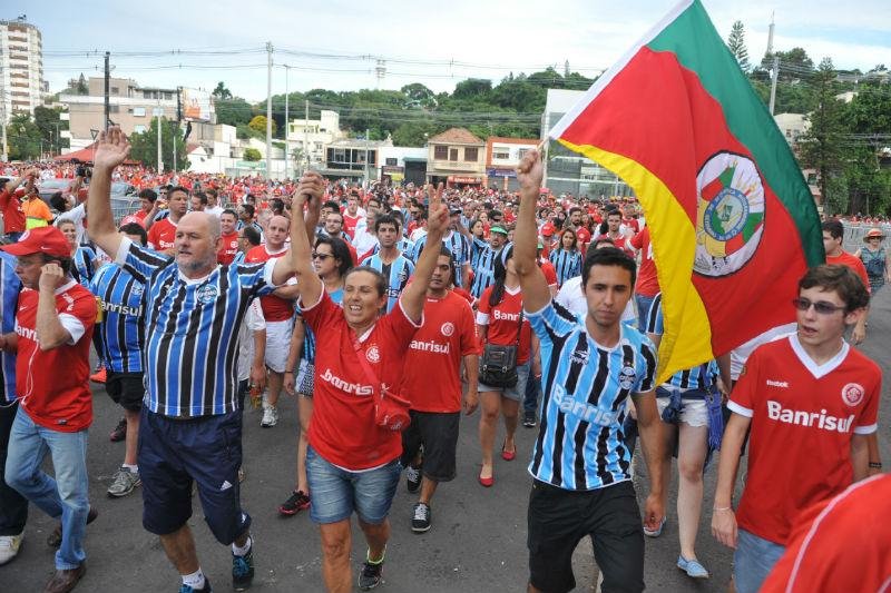 Gr&ecirc;mio espera por 43 mil pessoas no Gre-Nal 