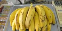 Oito produtos essenciais apresentaram queda na avaliação mensal, sendo a banana o principal deles