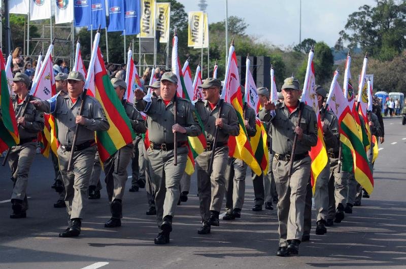 Oficiais da BM n&atilde;o ir&atilde;o participar de desfile Farroupilha 