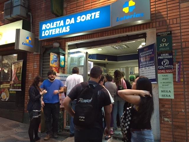 Not&iacute;cia de que pr&ecirc;mio saiu para o Rio Grande do Sul animou apostadores