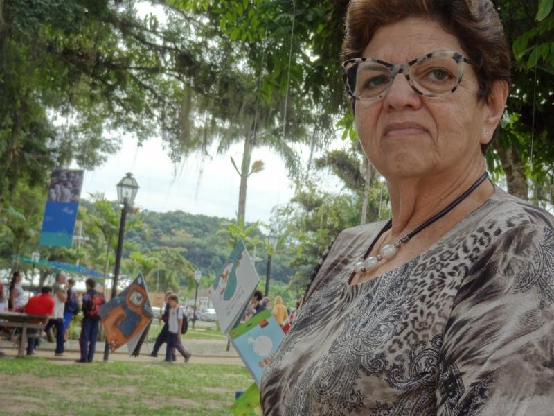 Fora da Jornada de Passo Fundo desde maio, T&acirc;nia R&ouml;sing segue trabalho docente e pela forma&ccedil;&atilde;o de leitores