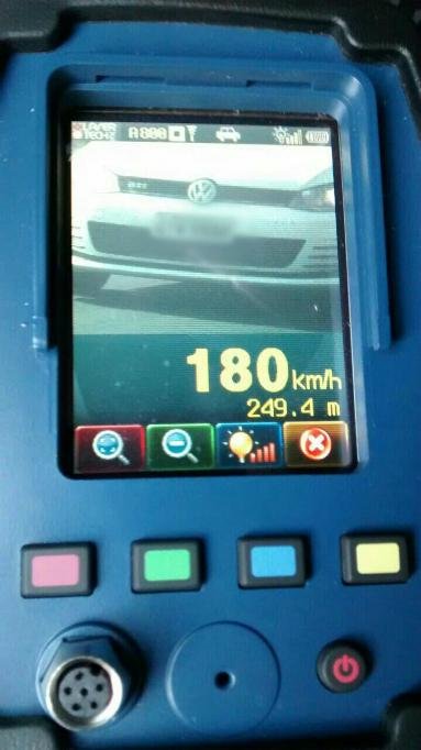 Ve&iacute;culo VW foi flagrado a 180 km/h na BR 290