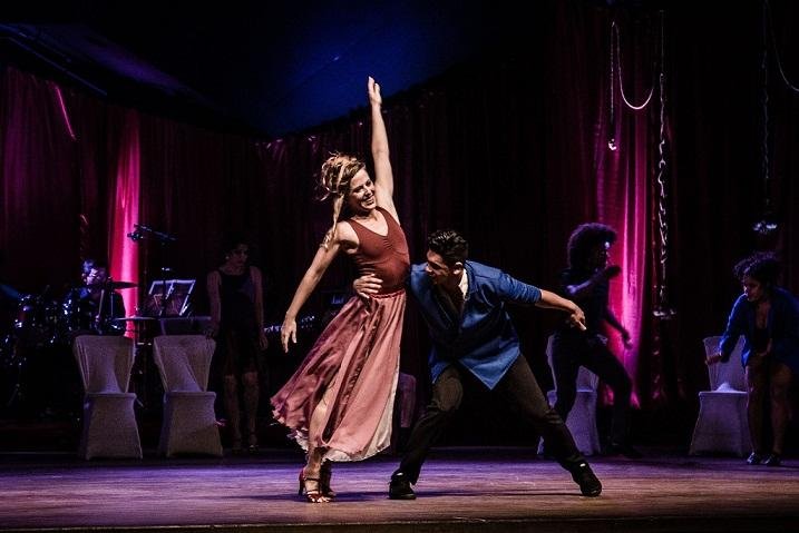 Montagem relembra os sal&otilde;es de baile antigos