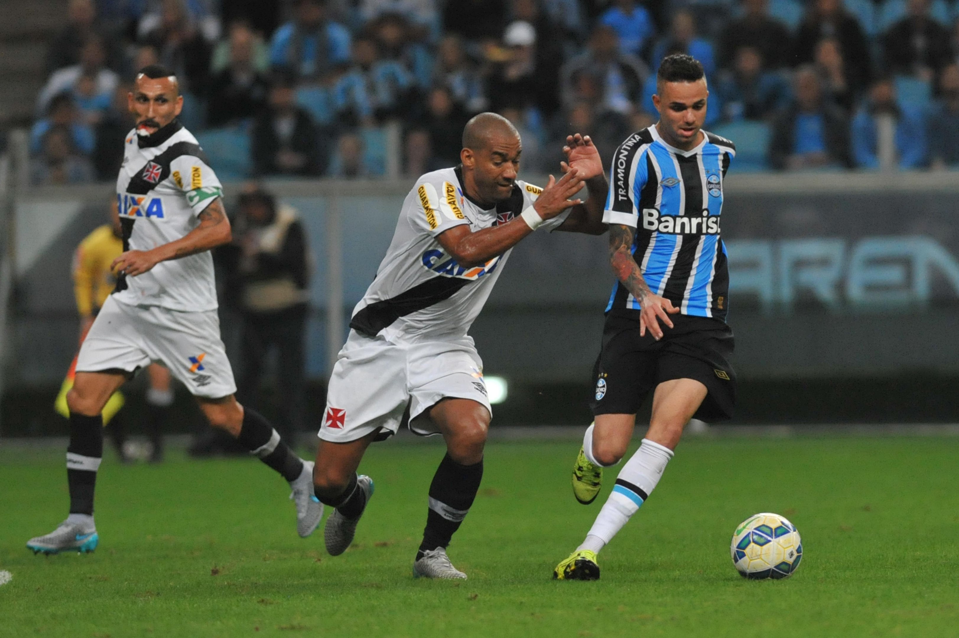 Clube pode aproveitar &uacute;ltimos dias para tentar contrata&ccedil;&atilde;o do jovem jogador do Gr&ecirc;mio