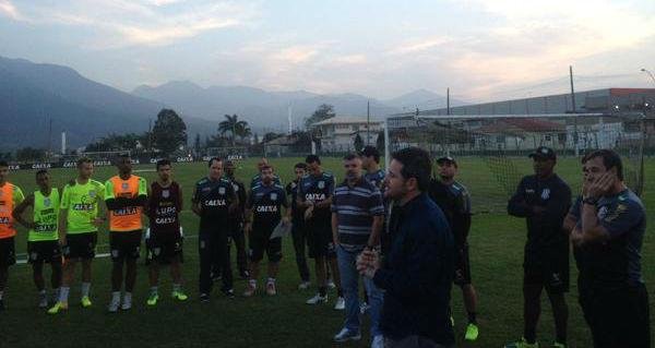 Argel se despediu do Figueirense nesta quinta