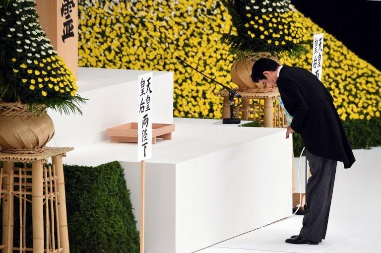 Primeiro-ministro Shinzo Abe visitou santu&aacute;rio