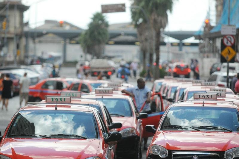 Instala&ccedil;&atilde;o de GPS nos t&aacute;xis da Capital ser&aacute; retomada nesta segunda
