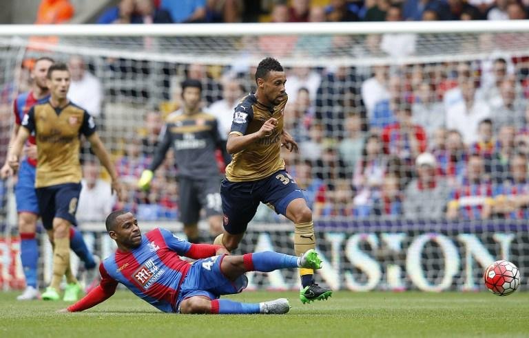 Arsenal bate Crystal Palace e engata a primeira vit&oacute;ria 