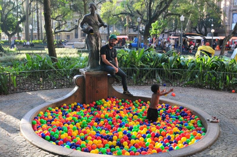 Ac&atilde;o quer chamar aten&ccedil;&atilde;o das pessoas para monumentos hist&oacute;ricos da Capital