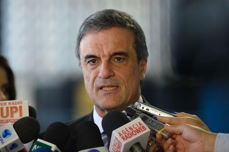 Eventual den&uacute;ncia de Cunha n&atilde;o prejudica rela&ccedil;&atilde;o com o Congresso, diz Cardozo 