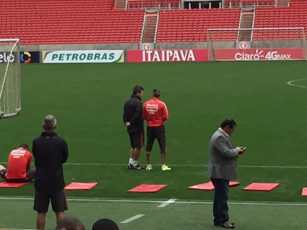 Argel conversou com D&acute;Alessandro ap&oacute;s treinamento