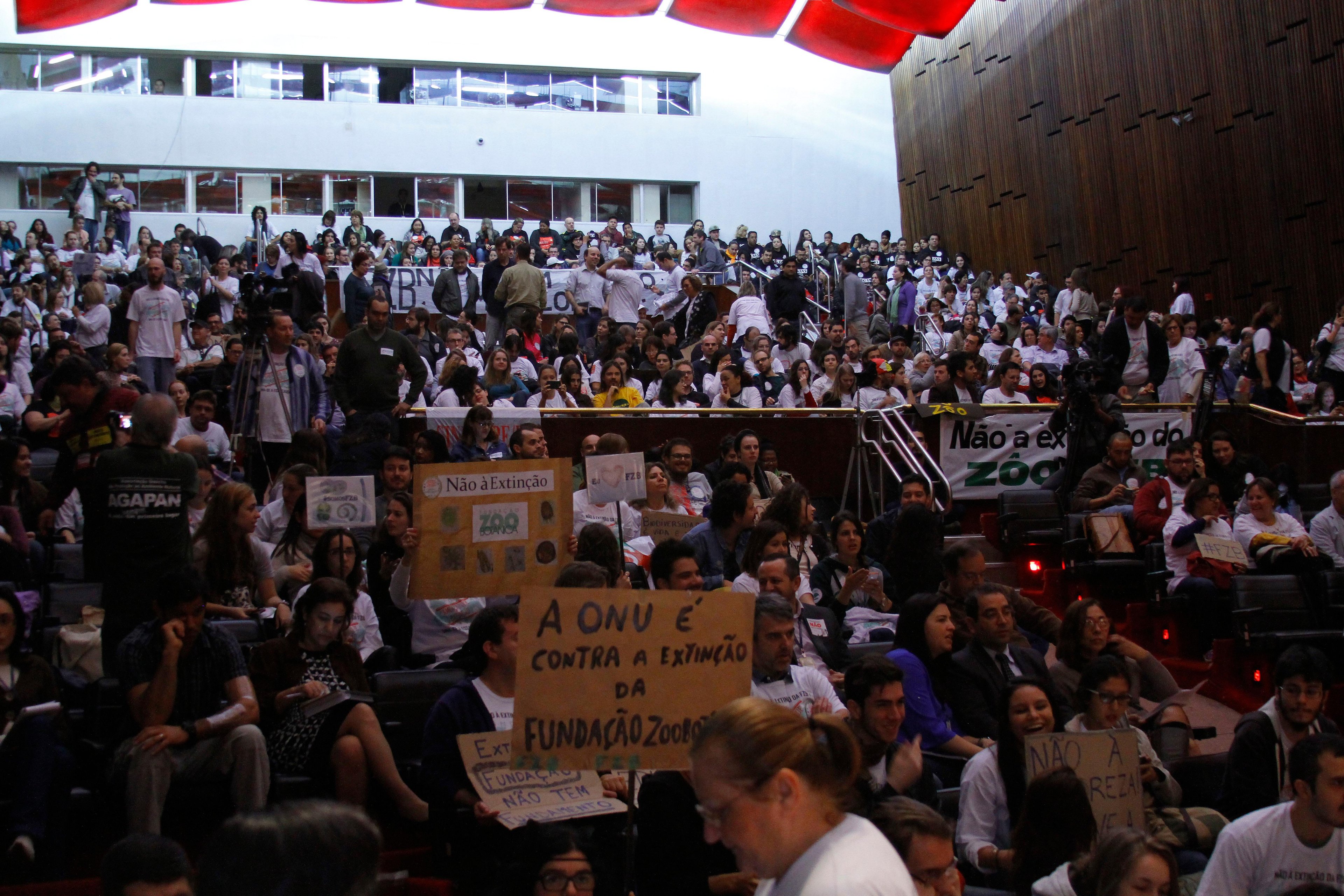 Audi&ecirc;ncia p&uacute;blica na Assembleia Legislativa ficou lotada