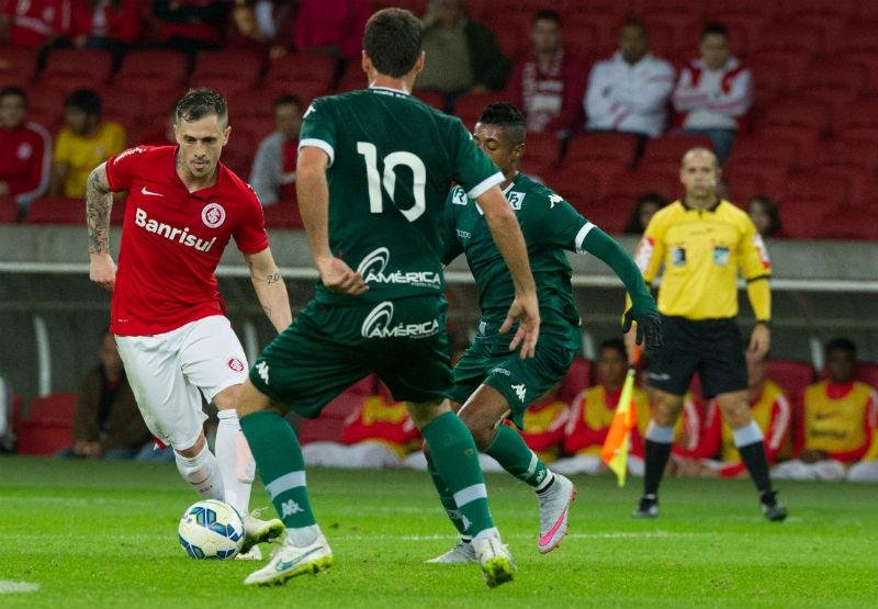 Z&eacute; M&aacute;rio valoriza experi&ecirc;ncia fora para agarrar chance no Inter 