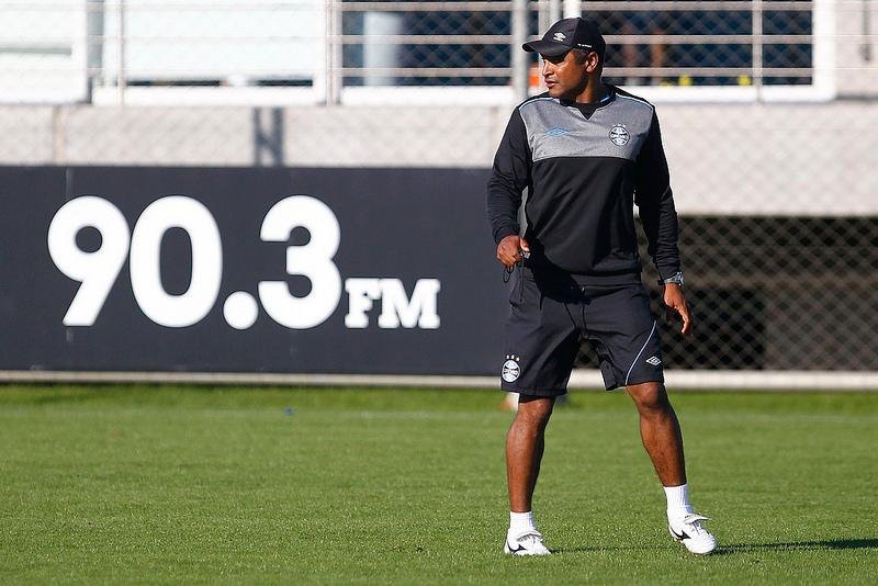Roger comemorou retorno de Luan ao time