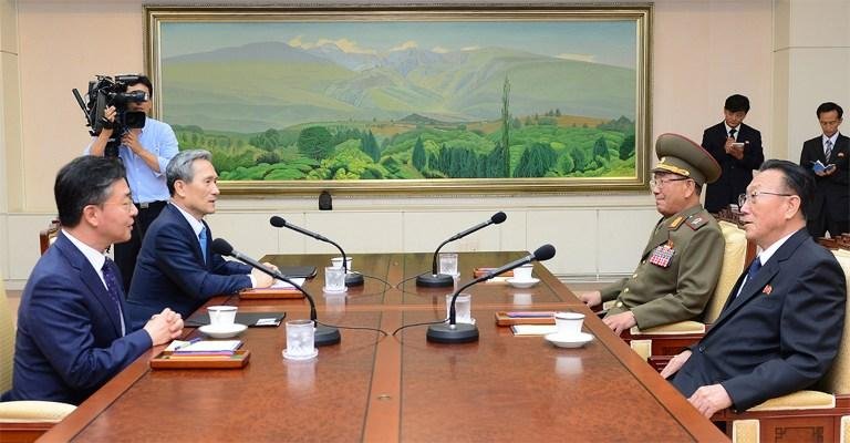 Coreias realizam reuni&atilde;o para abordar crise entre pa&iacute;ses