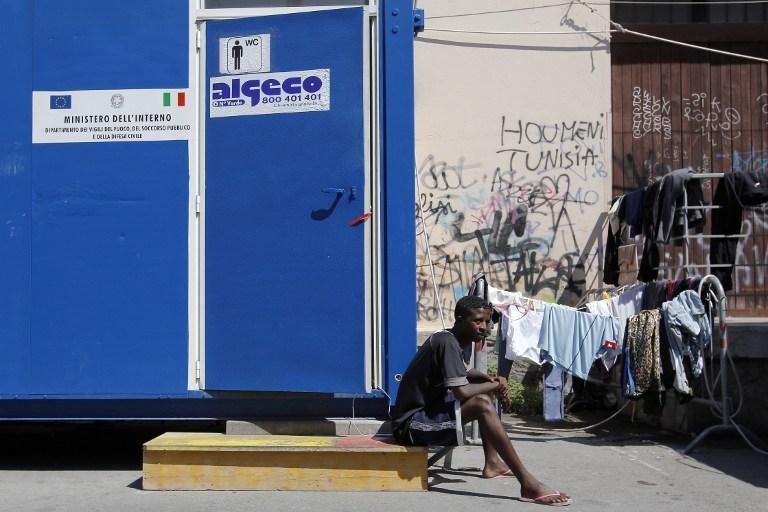 It&aacute;lia tenta socorrer 3 mil migrantes &agrave; deriva no Mediterr&acirc;neo