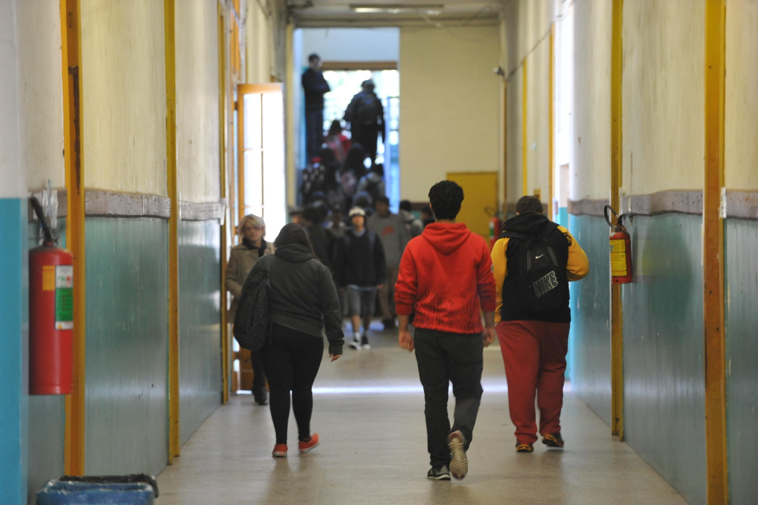 Ainda n&atilde;o foi decidido como ser&aacute; feita a recupera&ccedil;&atilde;o das aulas perdidas por conta da greve