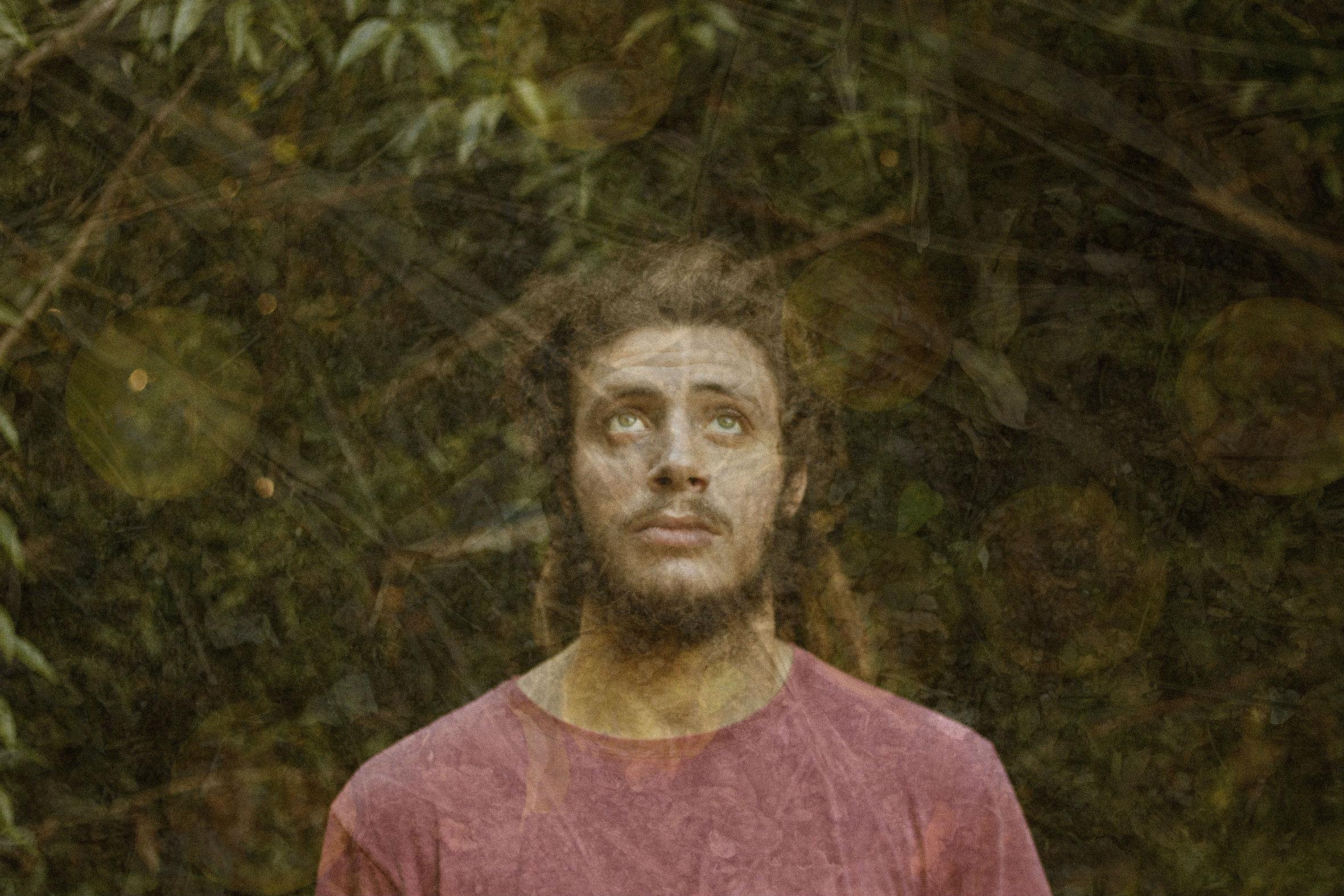 Com um sobrenome que carrega s&oacute;lida bagagem musical, Thiago lan&ccedil;a seu primeiro disco