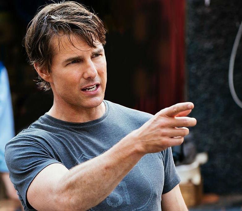 Tom Cruise faz visita &agrave; Col&ocirc;mbia