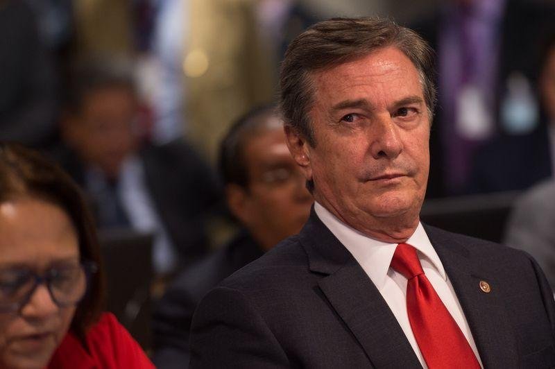 Ap&oacute;s o embate com Janot, o senador do PTB deixou a sala da CCJ e, sorrindo, n&atilde;o falou com a imprens