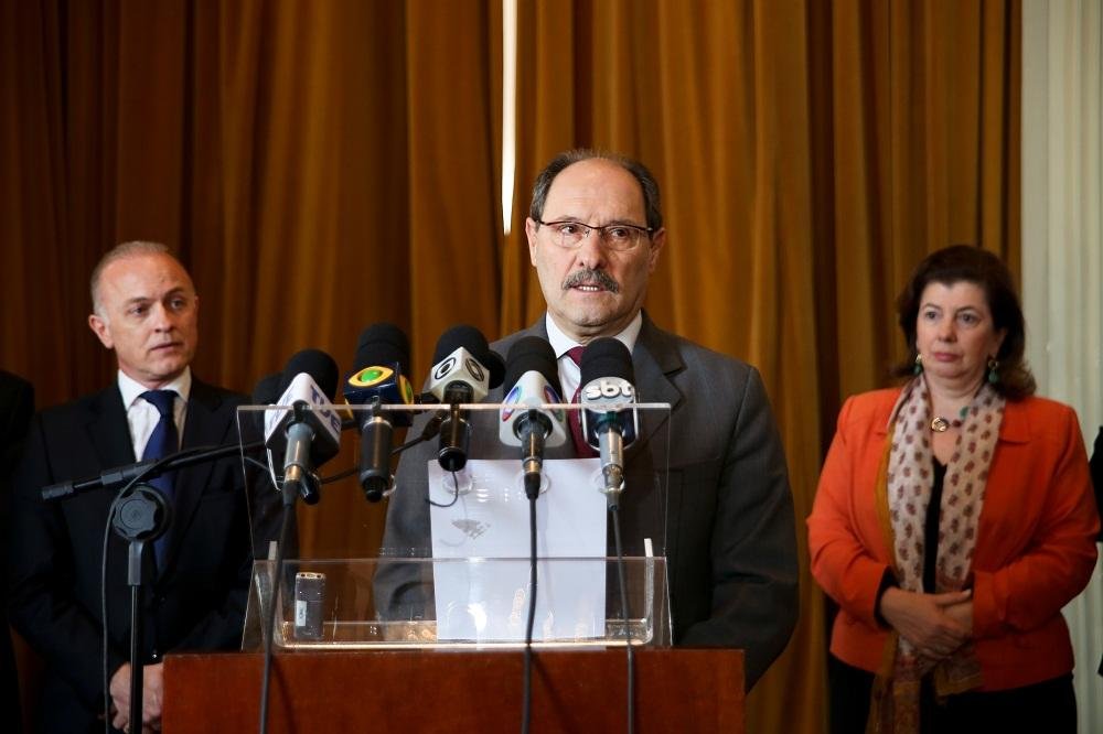 A&ccedil;&atilde;o do Estado questionar&aacute; termos de contrato no STF