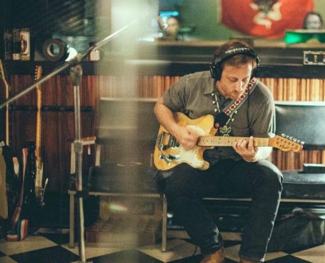 Dan Auerbach, de 36 anos, investe em mais um projeto paralelo