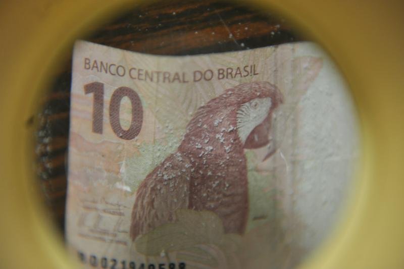 Coca&iacute;na &eacute; encontrada em 86% das c&eacute;dulas