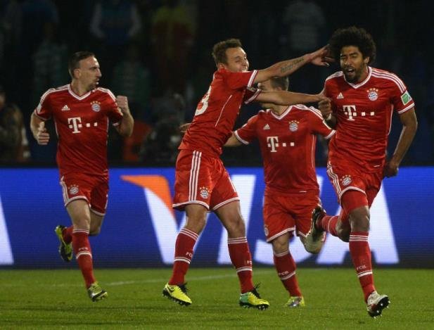 Dante defendia o Bayern desde 2012