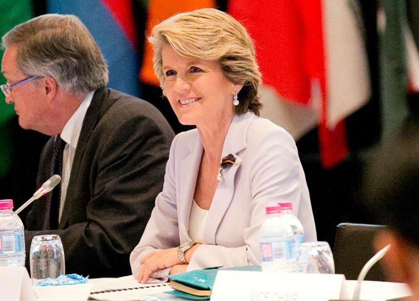 Ministra das Rela&ccedil;&otilde;es Exteriores australiana, Julie Bishop, disse que os jihadistas eram respons&aacute;veis pela fuga de centenas de milhares de migrantes &agrave; Europa