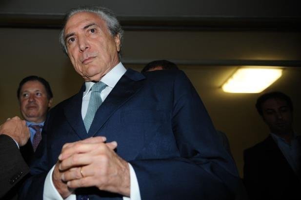 Proposta de or&ccedil;amento com d&eacute;ficit &eacute; extremamente preocupante, diz Temer