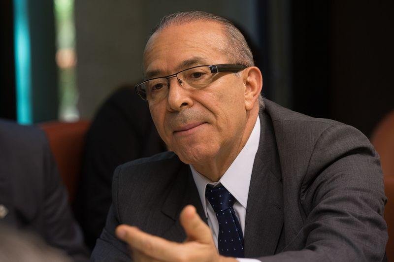Padilha diz que fica &agrave; frente da articula&ccedil;&atilde;o pol&iacute;tica at&eacute; o fim de setembro 