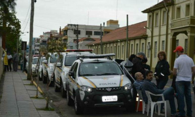 PMs seguem aquartelados em Santa Maria