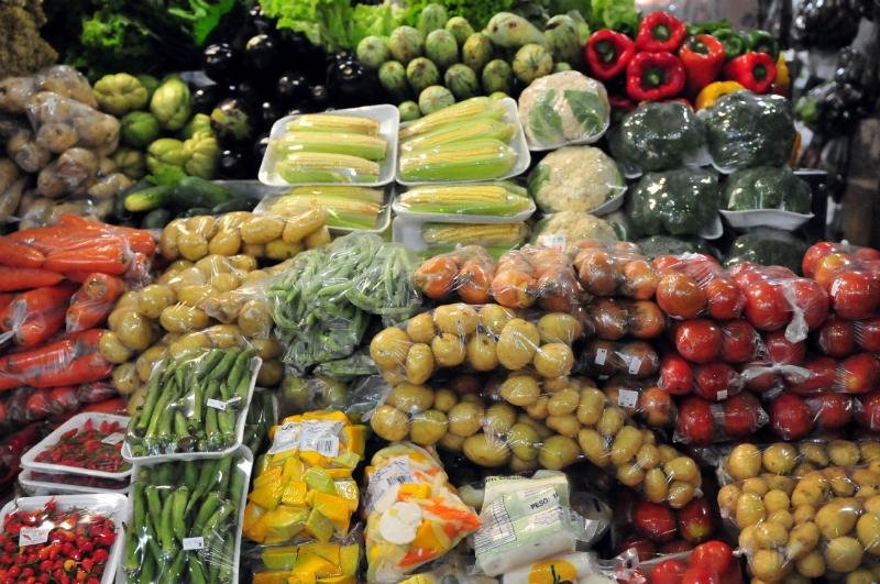 Alimenta&ccedil;&atilde;o registrou decr&eacute;scimo na varia&ccedil;&atilde;o do pre&ccedil;o