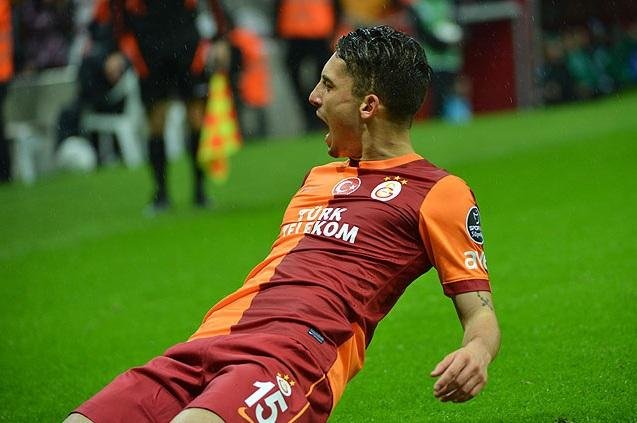 Alex Telles vai jogar na Inter de Mil&atilde;o